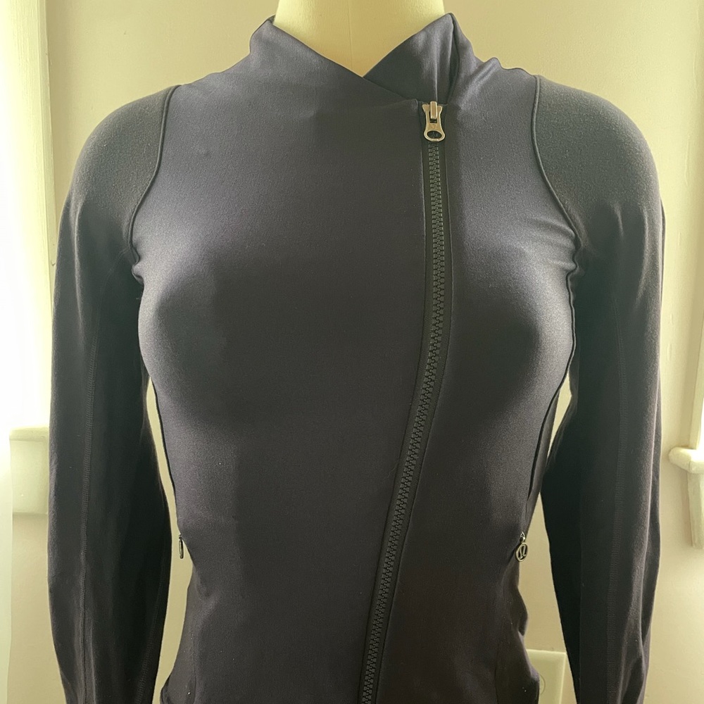 LULULEMON Cross Zipper Jacket-Size 2